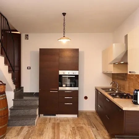 Apartament Wine House Cefalù
